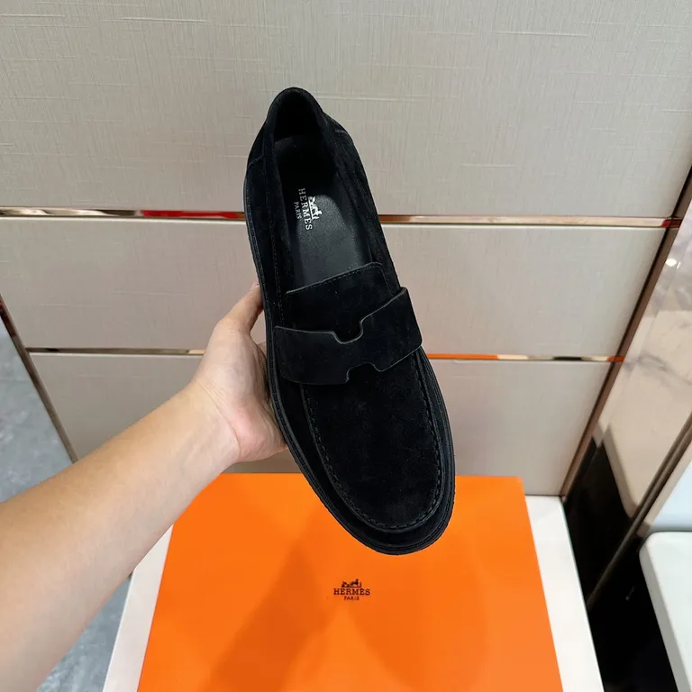 Hermes Shoe 